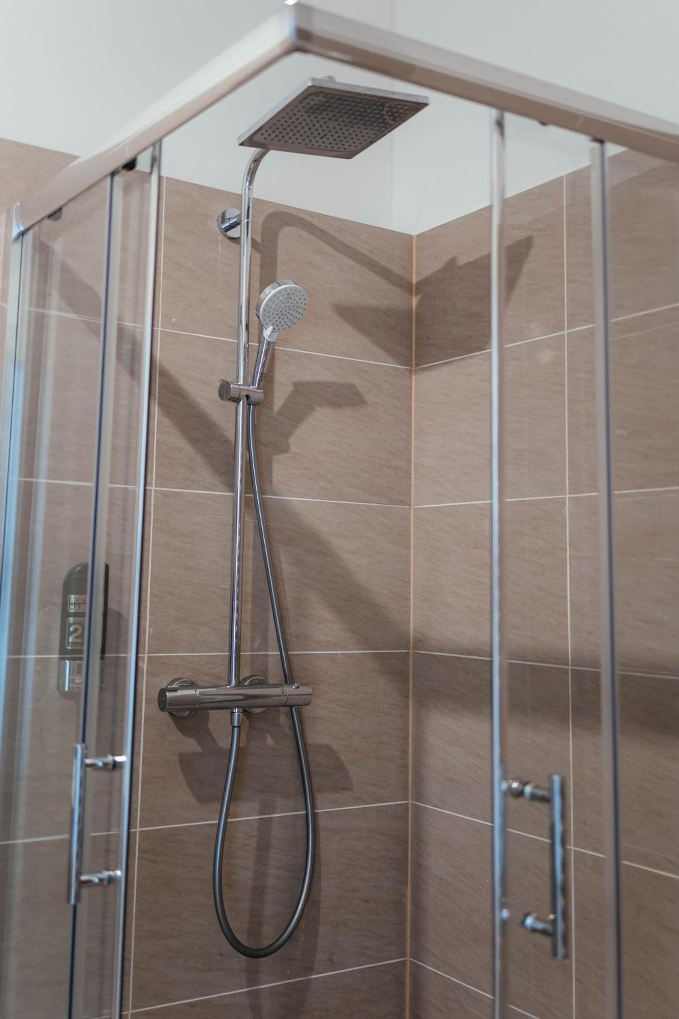 וינה Lax Apartments מראה חיצוני תמונה